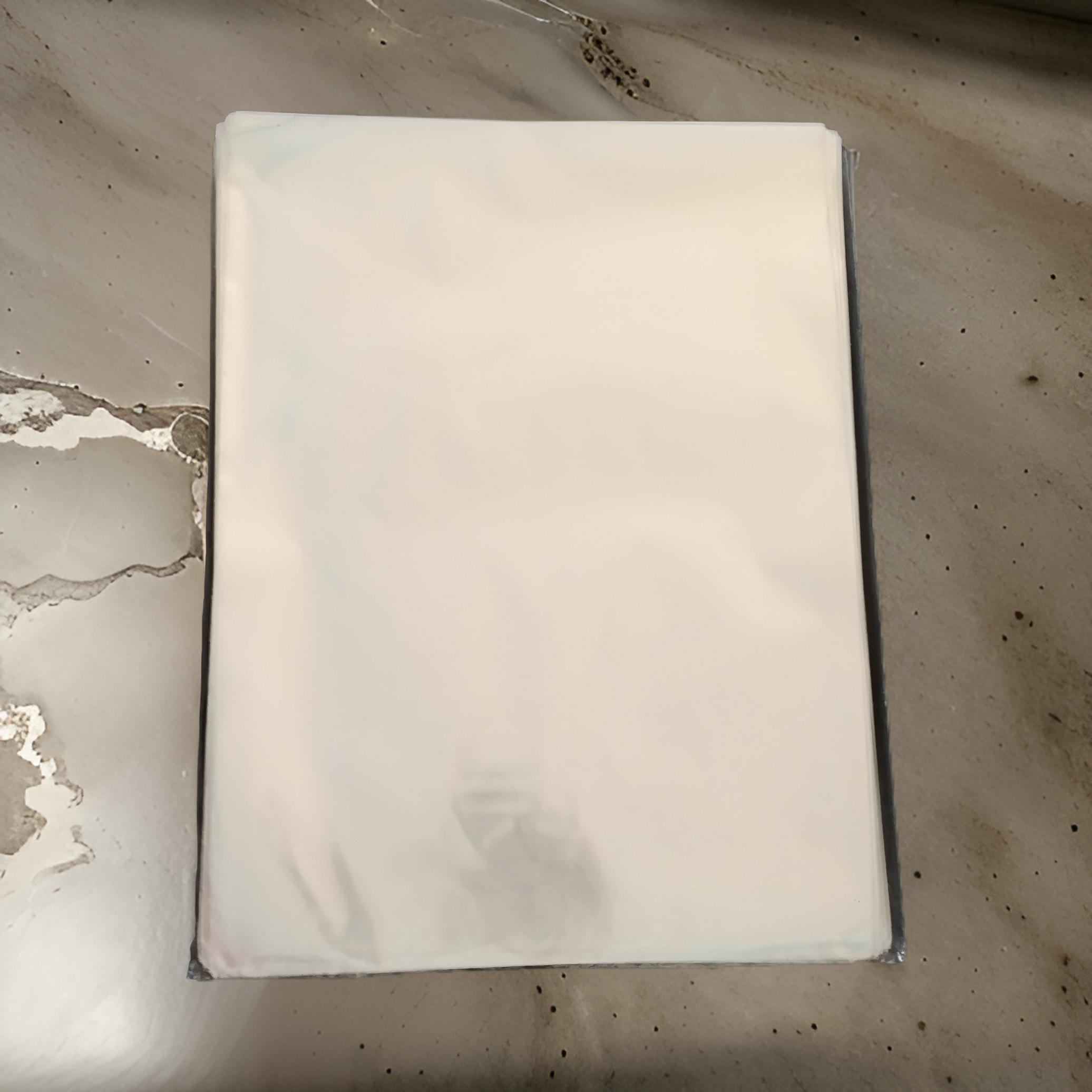 BOLSA DE CELOFAN P-CAMISA 30X40 PAQUETE 100 PZAS. B15-02